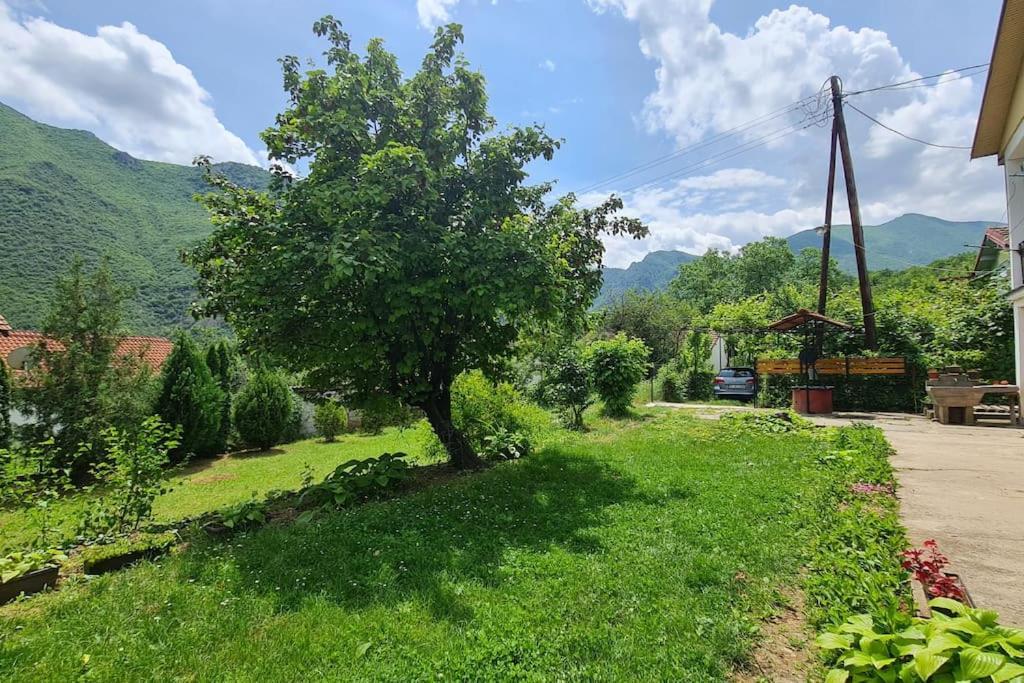 Ilis House Matka Villa Skopje Exteriör bild
