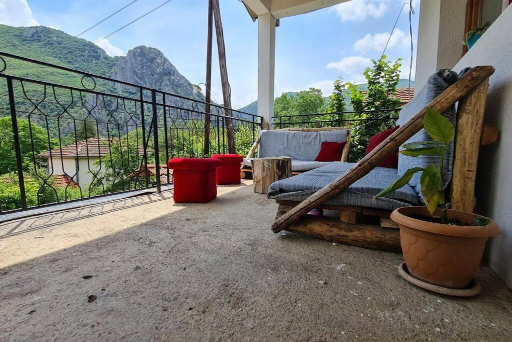 Ilis House Matka Villa Skopje Exteriör bild